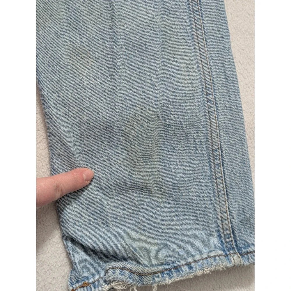 Abercrombie Curve Love Mid Rise 90s Straight Jean Size 26 6 Split Hem Light Wash